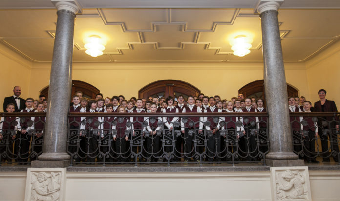 Knabenchor komplettBenediktKruell_2016