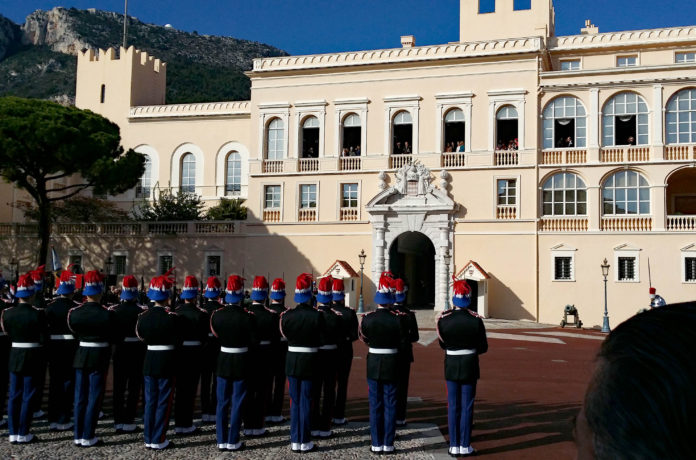 521-2016-hohe-ehrung-gothas-durch-empfang-des-oberbu%cc%88rgermeisters-in-monaco-01