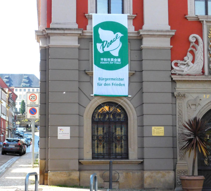 295-2017 Flaggentag der Bürgermeister für den Frieden auch in Gotha 02