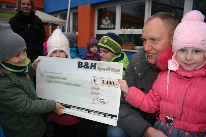 546-2017 Seit 5 Jahren Patenschaft zwischen der B & H Spedition aus Fröttstädt und dem August-Köhler-Kinderhaus in Gotha