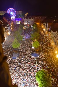 PM 29-2018 - 100.000 Besucher in Festlaune_Menschenmenge zum Konzert von Wincent Weiss_(c) Uwe Jens Igel