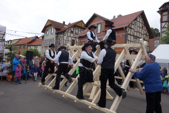 Klatscher mit Dachstuhl