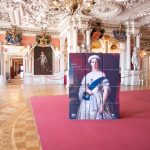 01_Ein Sitzwuerfel-Puzzle mit dem Abbild von Koenigin Victoria von