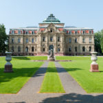 BGH_p_palaismitBrunnen_jpeg