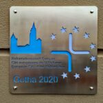 458-2020-Reformationsstadt-Europas-Neues-Schild-am-Historischen-Rathaus-zeigt-Logo-und-Titel