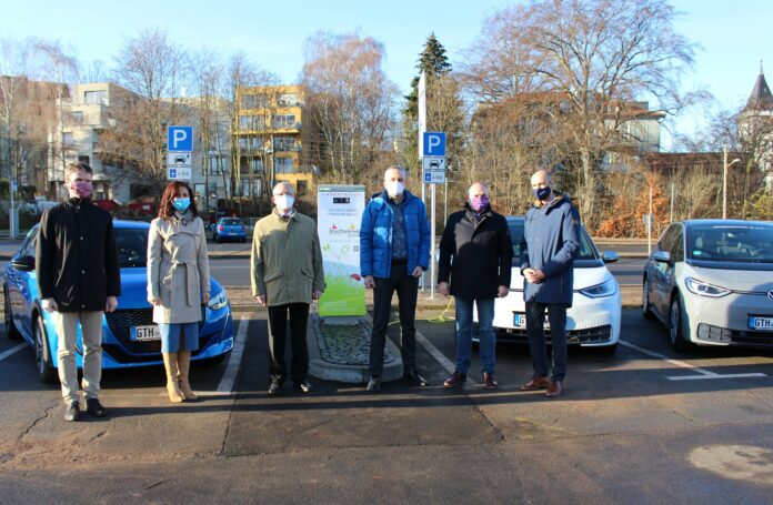 Inbetriebnahme neue Ladesäule_Parkplatz ehemaliger ZOB_Mühlgrabenweg_Stadtwerke Gotha_18.12.2020