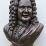Bronzebüste Dichter Menantes hoch (Bernd Kramer)