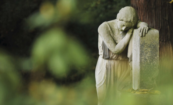 PM 12-2022 Führung über den Hauptfriedhof © Stadtverwaltung Gotha_Lutz Ebhard