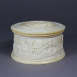 Elfenbeindose, Gottfried Wolffram, Front