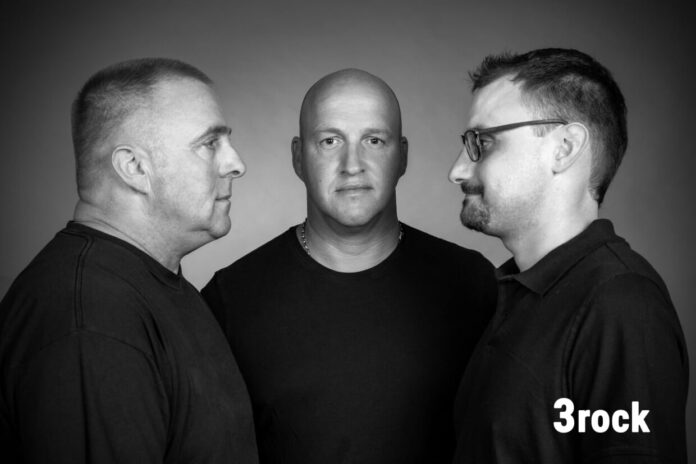 3Rock_c_Petter