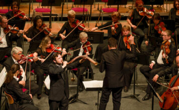 Bar Zemach mit der Thüringen Philharmonie 2025. Foto: Bernd Seydel